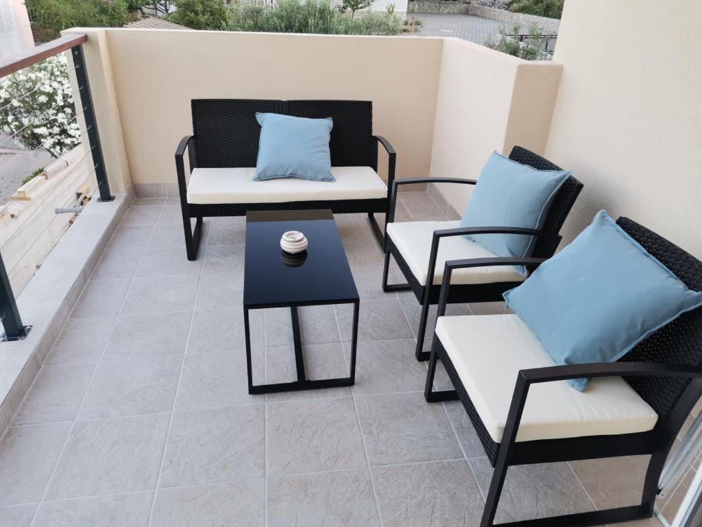 Apartment Dragana, Jezera, Island Murter Bagian luar foto