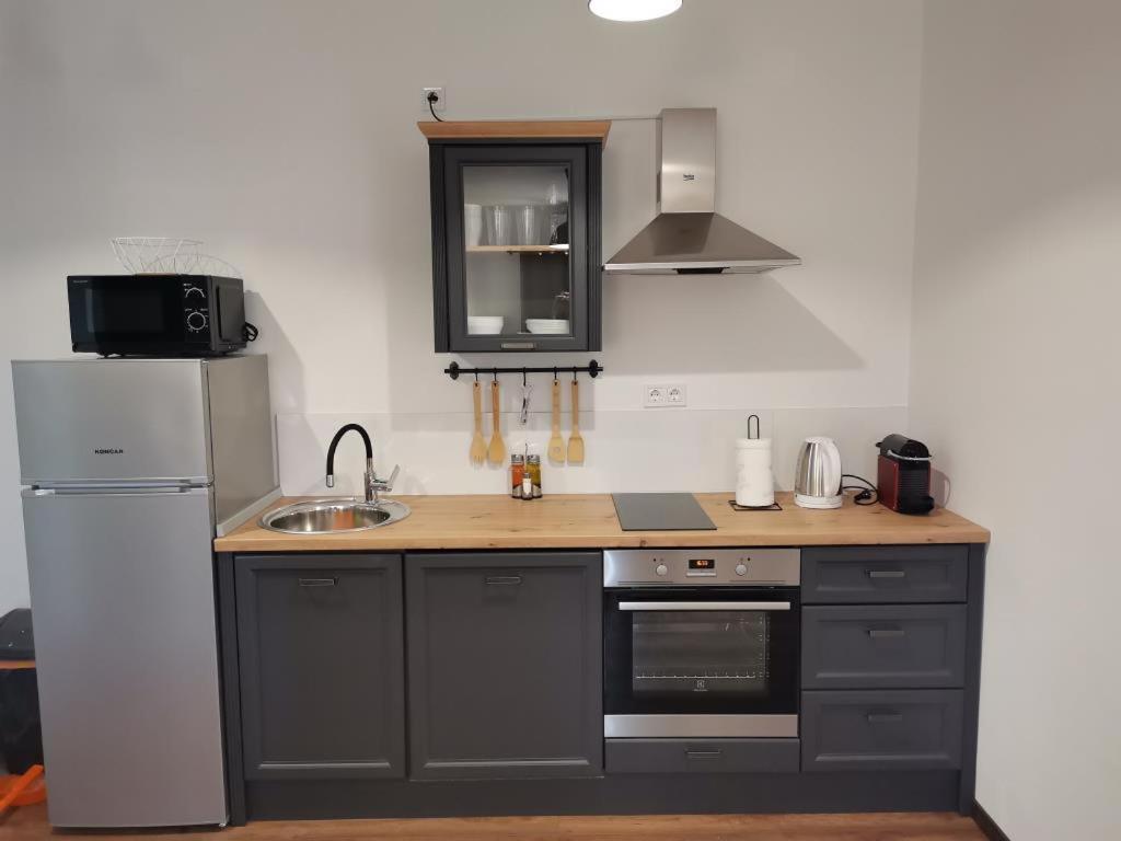 Apartment Dragana, Jezera, Island Murter Bagian luar foto