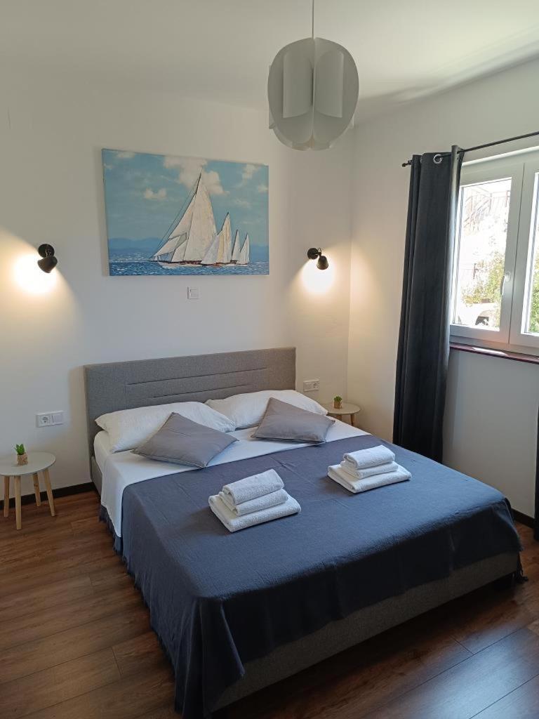 Apartment Dragana, Jezera, Island Murter Bagian luar foto