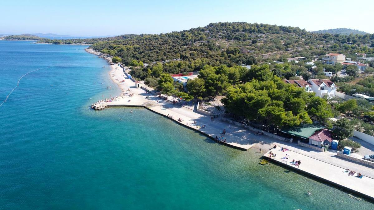Apartment Dragana, Jezera, Island Murter Bagian luar foto